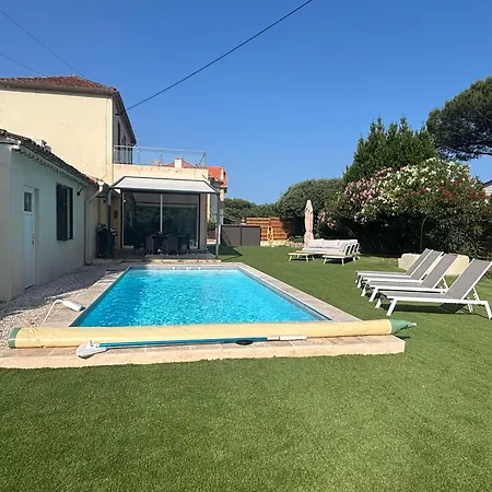 Villa St Joseph *