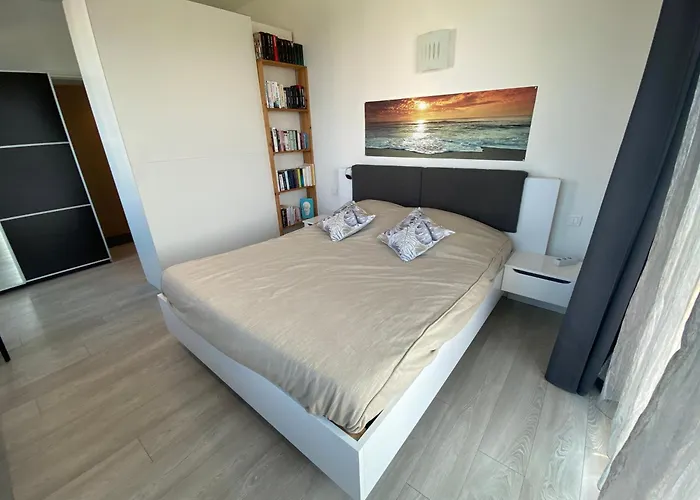 St Joseph Сен-Тропе