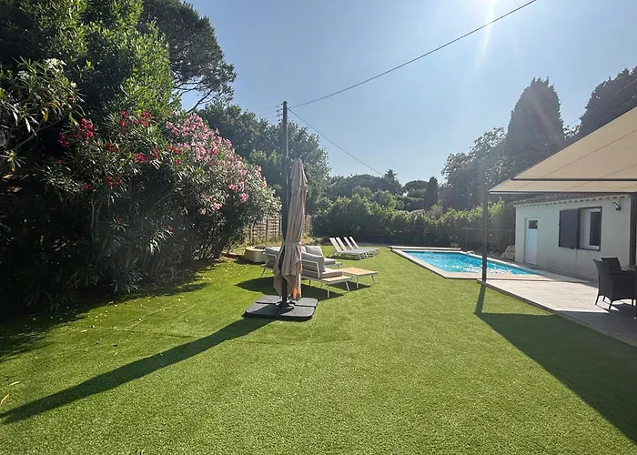 St Joseph Вілла